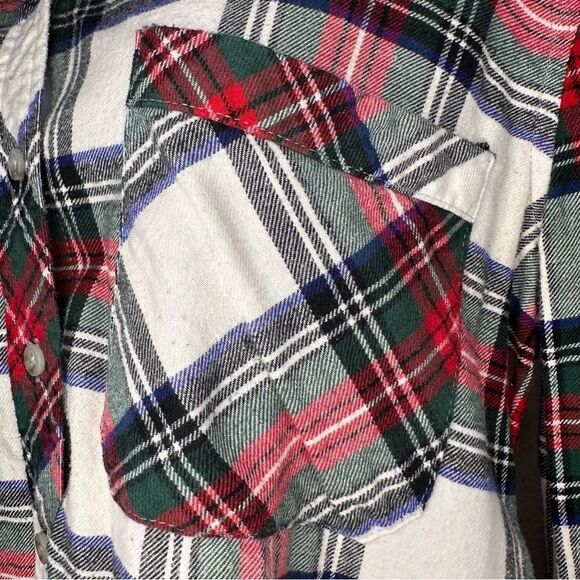 BDG Button Down Plaid Flannel Shirt - Picture 2 of 11